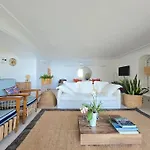 Villa Volare