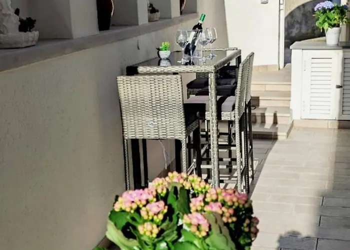 Lusi Capri House