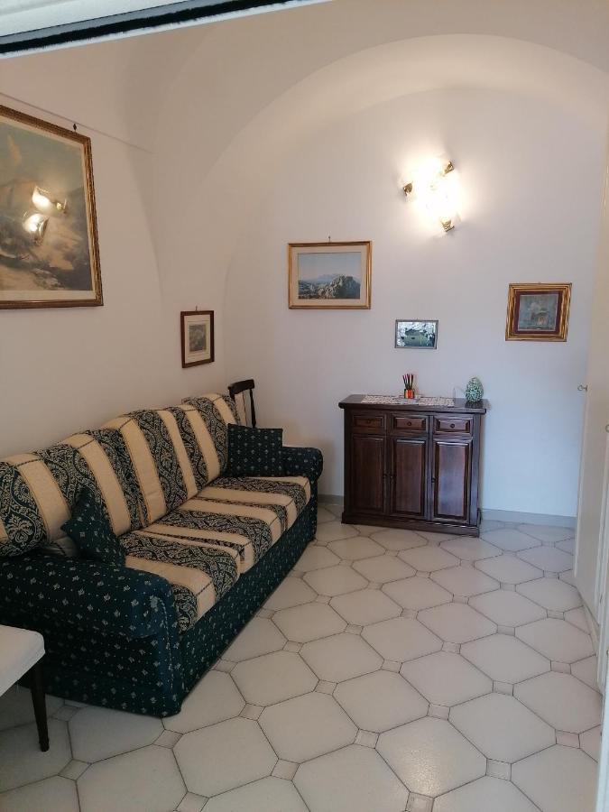 Abate * Capri