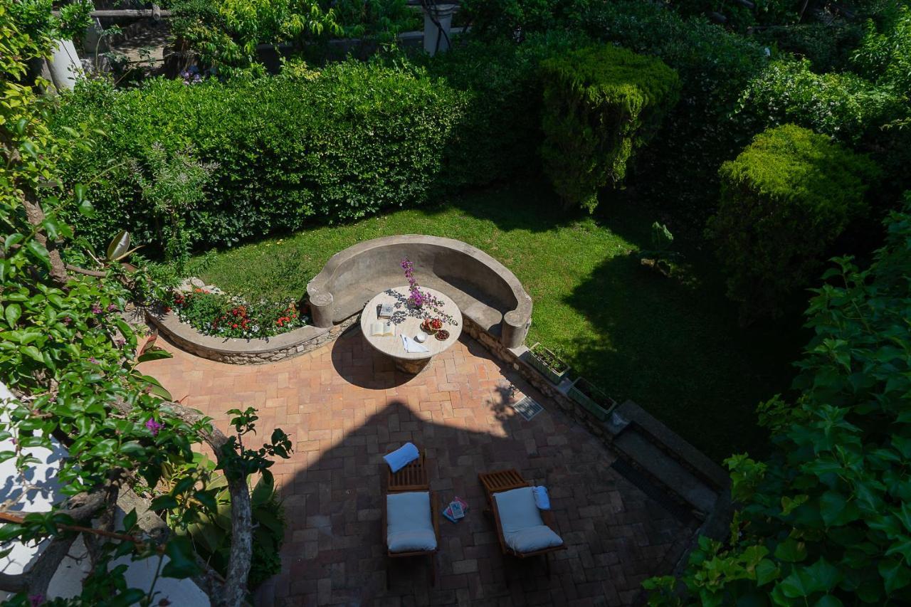Castello *
