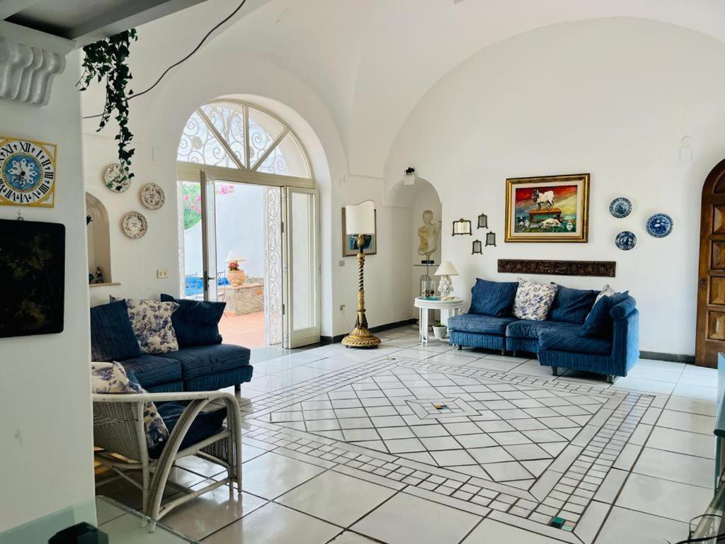 La Perla Marina Villa Capri