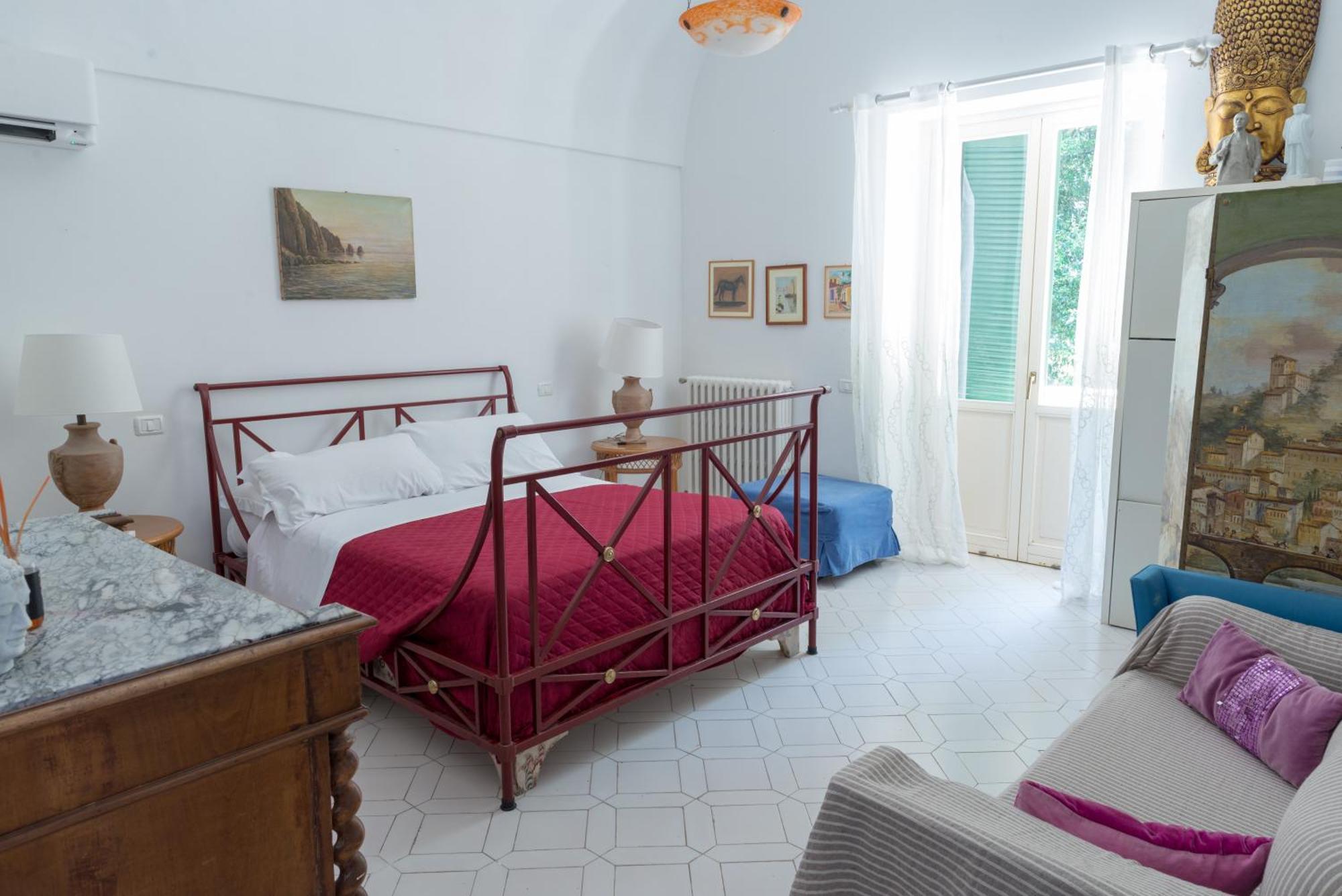 Aurora Caprese Villa *