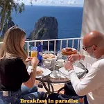 Villacore Capri