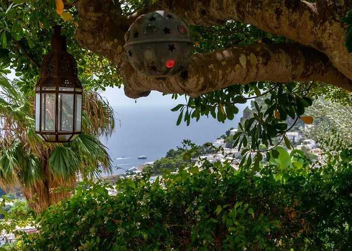 Beautiful Villa With View In The Heart Of Capri