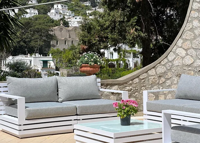 Oliveto Capri Apartments