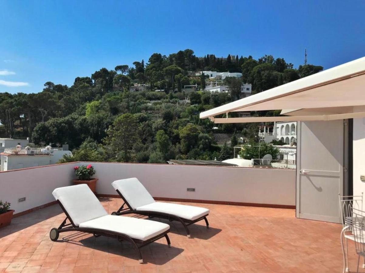 Tiberi Apartamento Capri