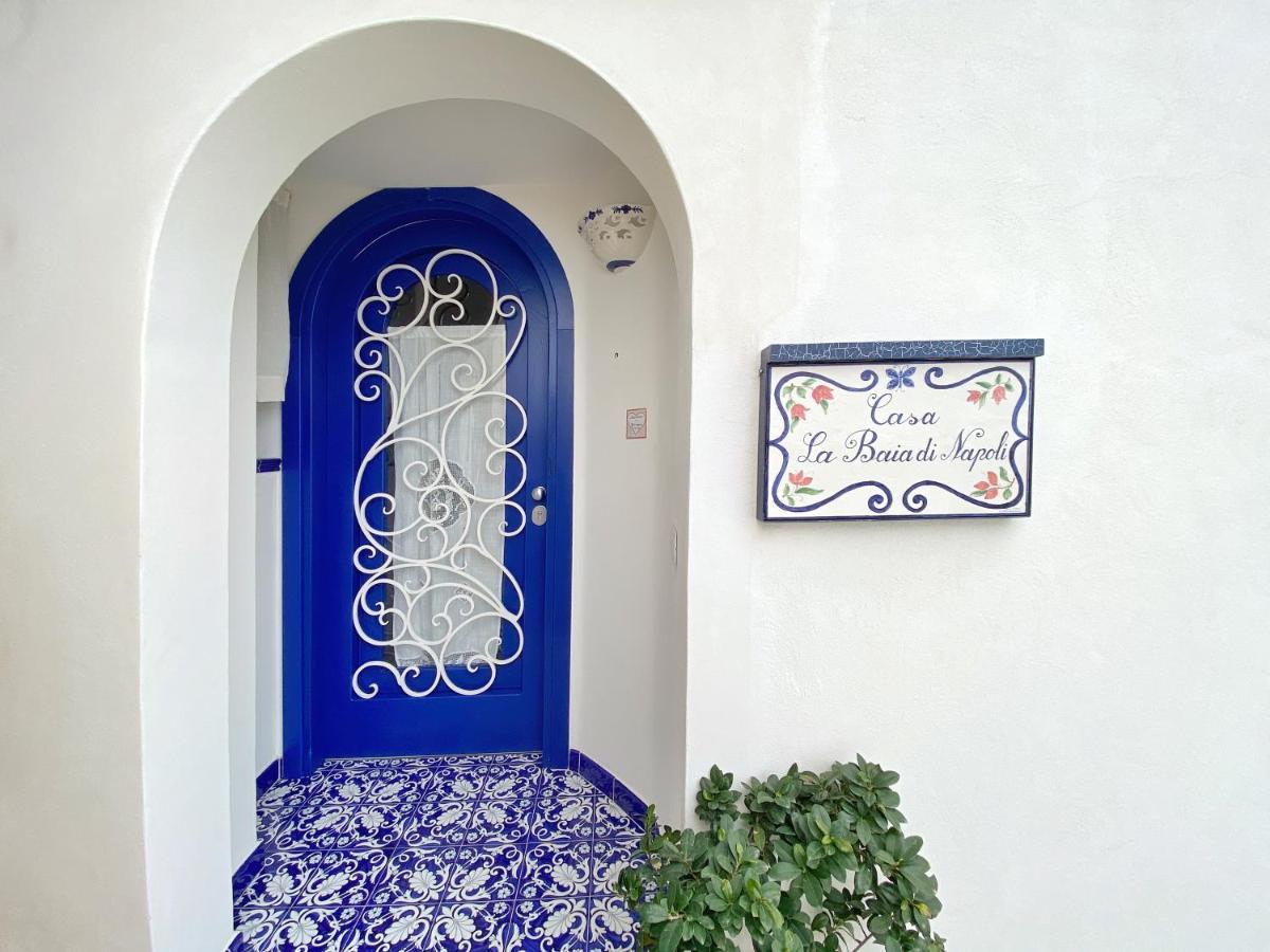 La Baia Di Napoli Capri