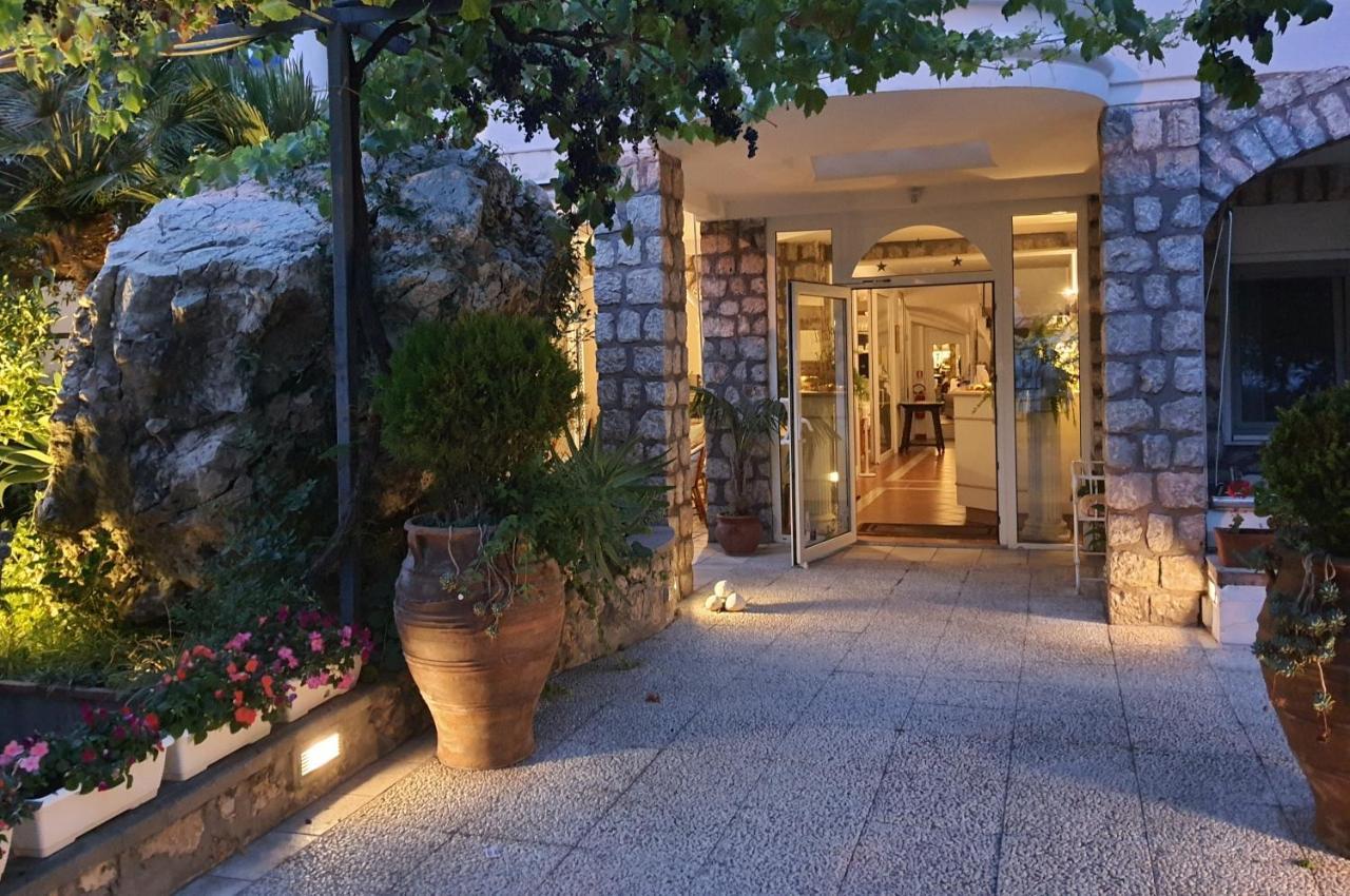 Hotel Nautilus