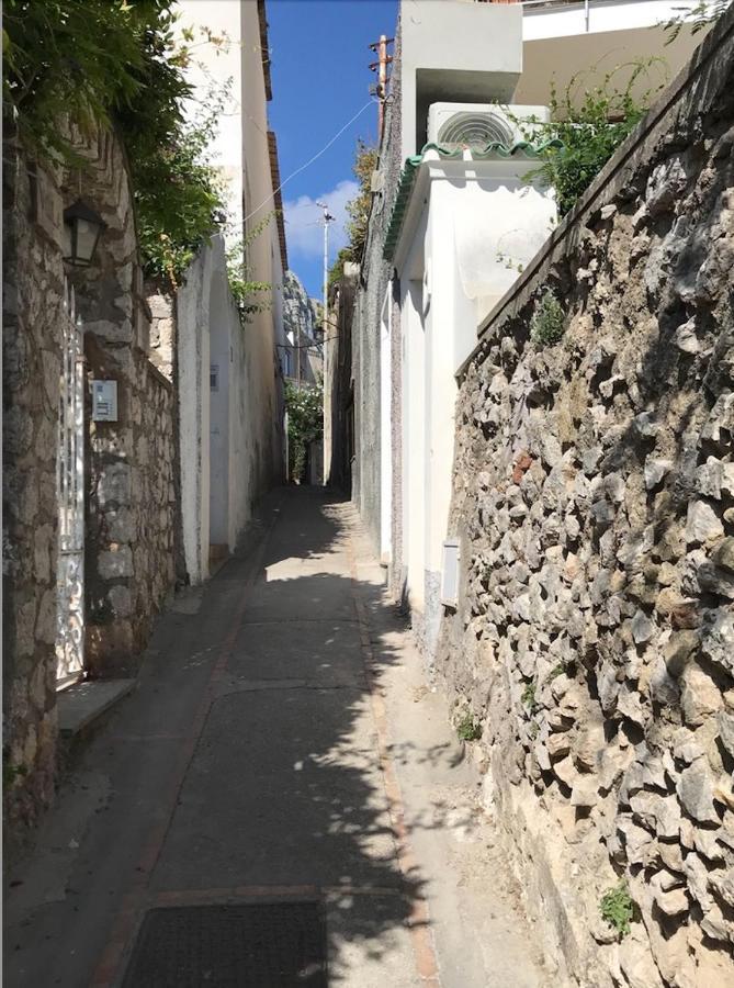 Tiberi Apartamento *