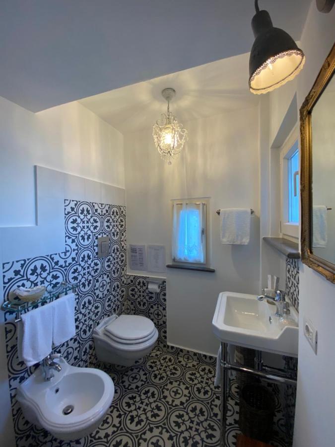 La Baia Di Napoli Apartment *