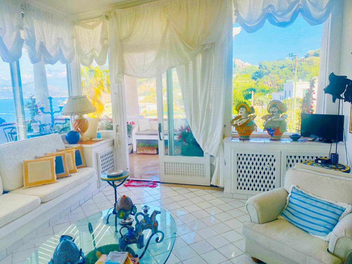 Scala Fenicia 14 By Caprirooms Bed & Breakfast
