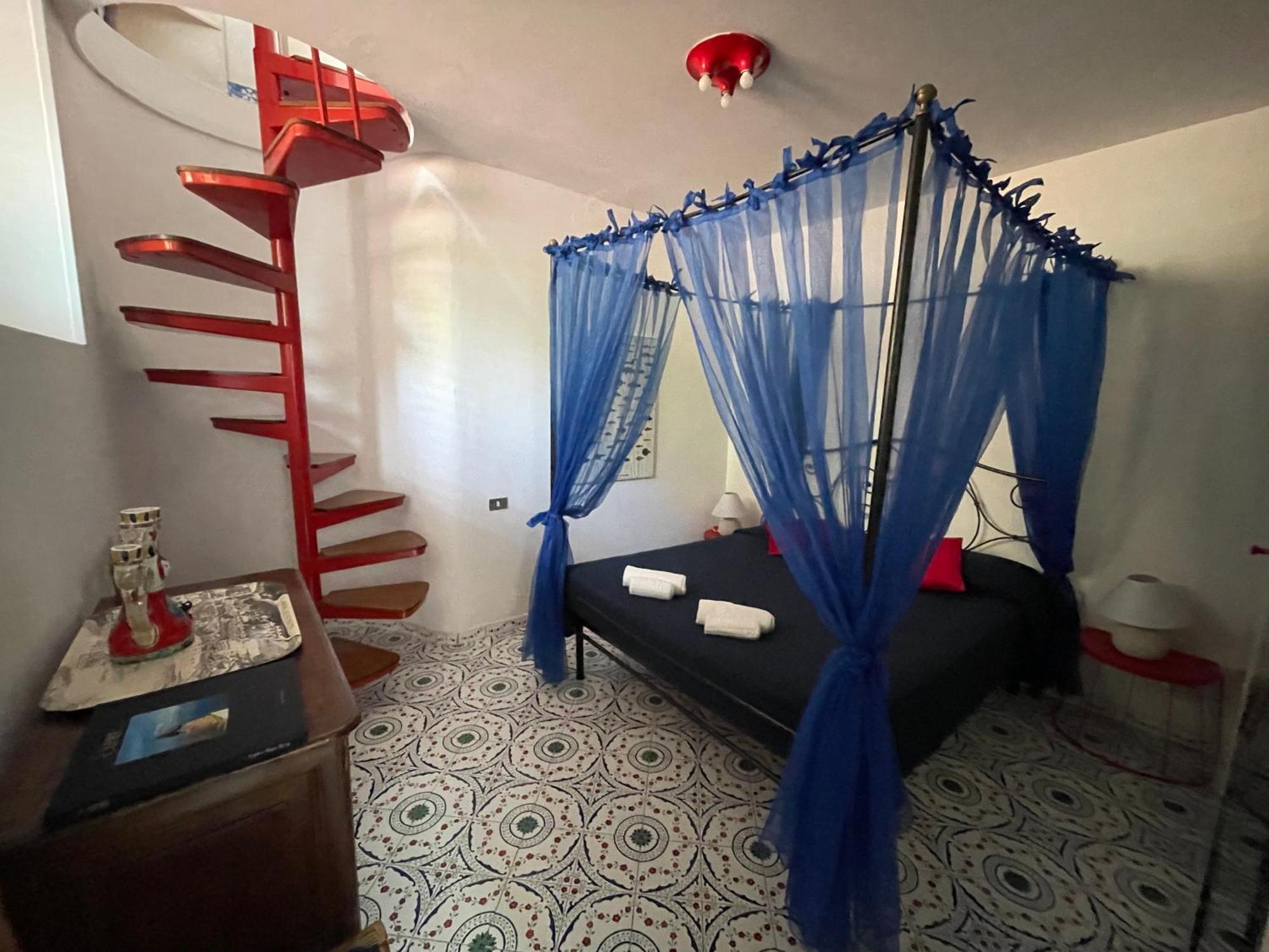La Cuchina Capri