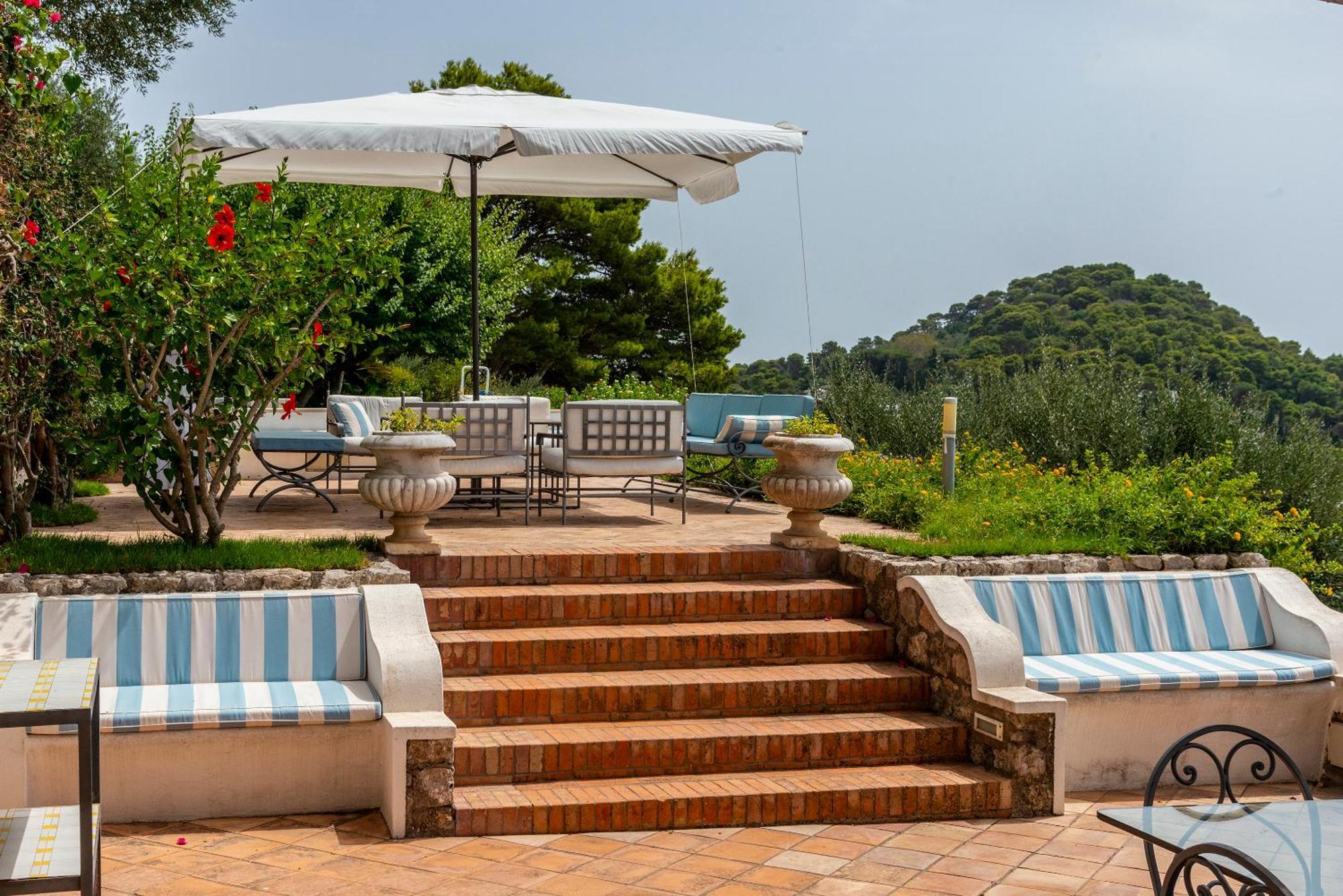 Beautiful With View In The Heart Of *