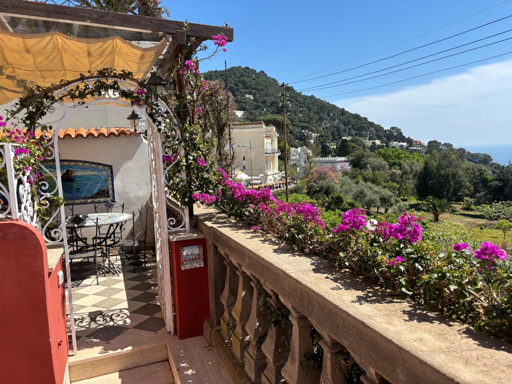 Luxury House In Pompeiana Via Camerelle Con Terrazza Vista Mare * Capri