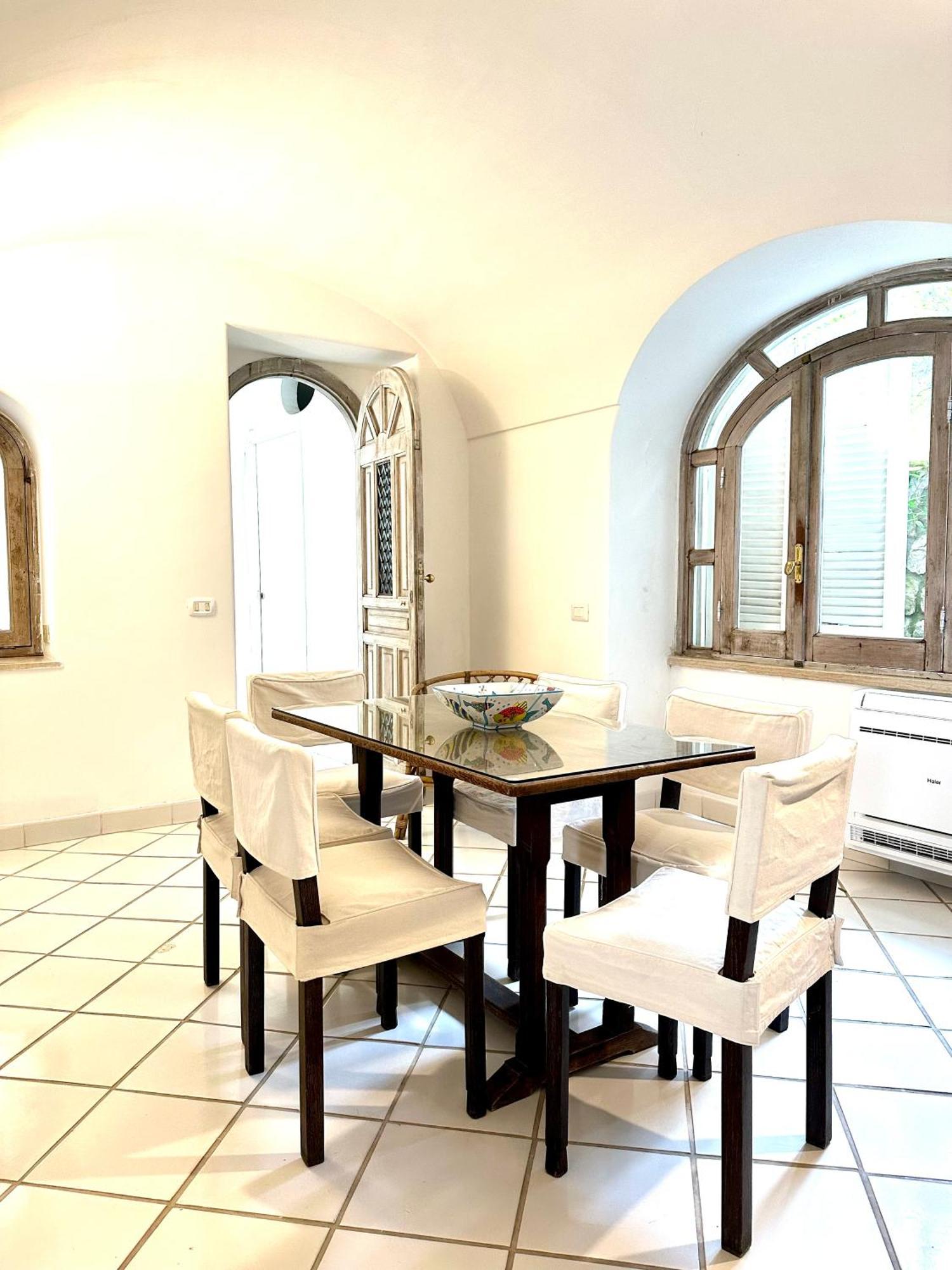 I Tre Soli By Caprirooms