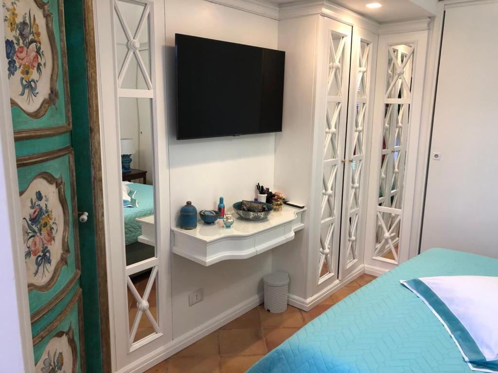 Apartamento Luxury House In Pompeiana Via Camerelle Con Terrazza Vista Mare Capri