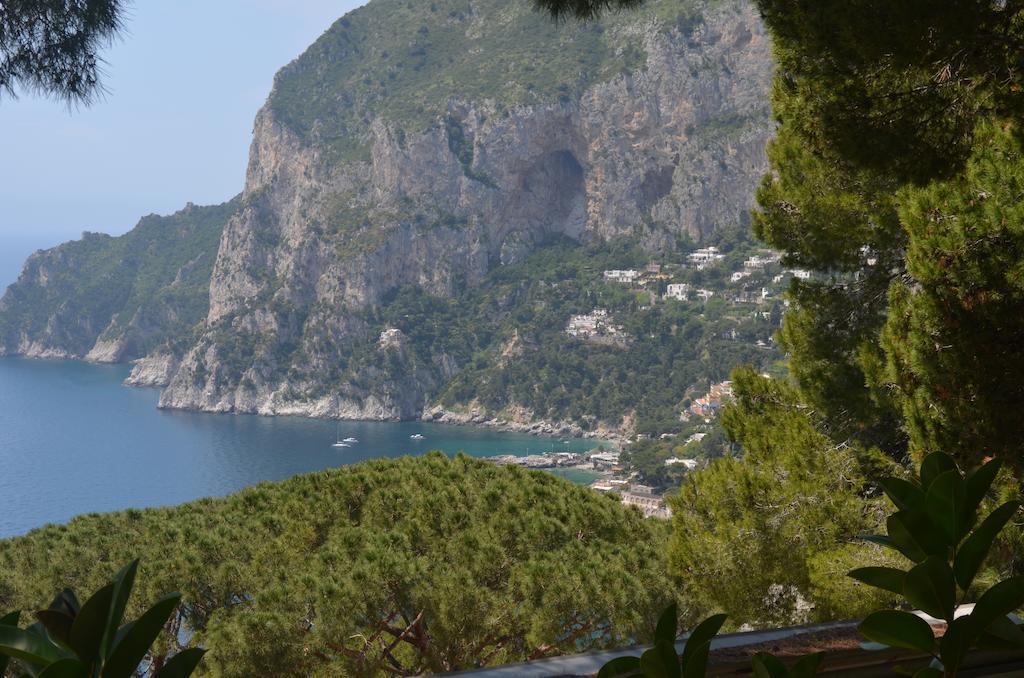 Acomodação com café da manhã  Villacore Capri