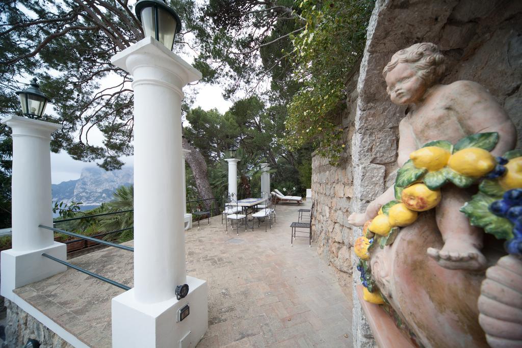 Acomodação com café da manhã  Villacore Capri