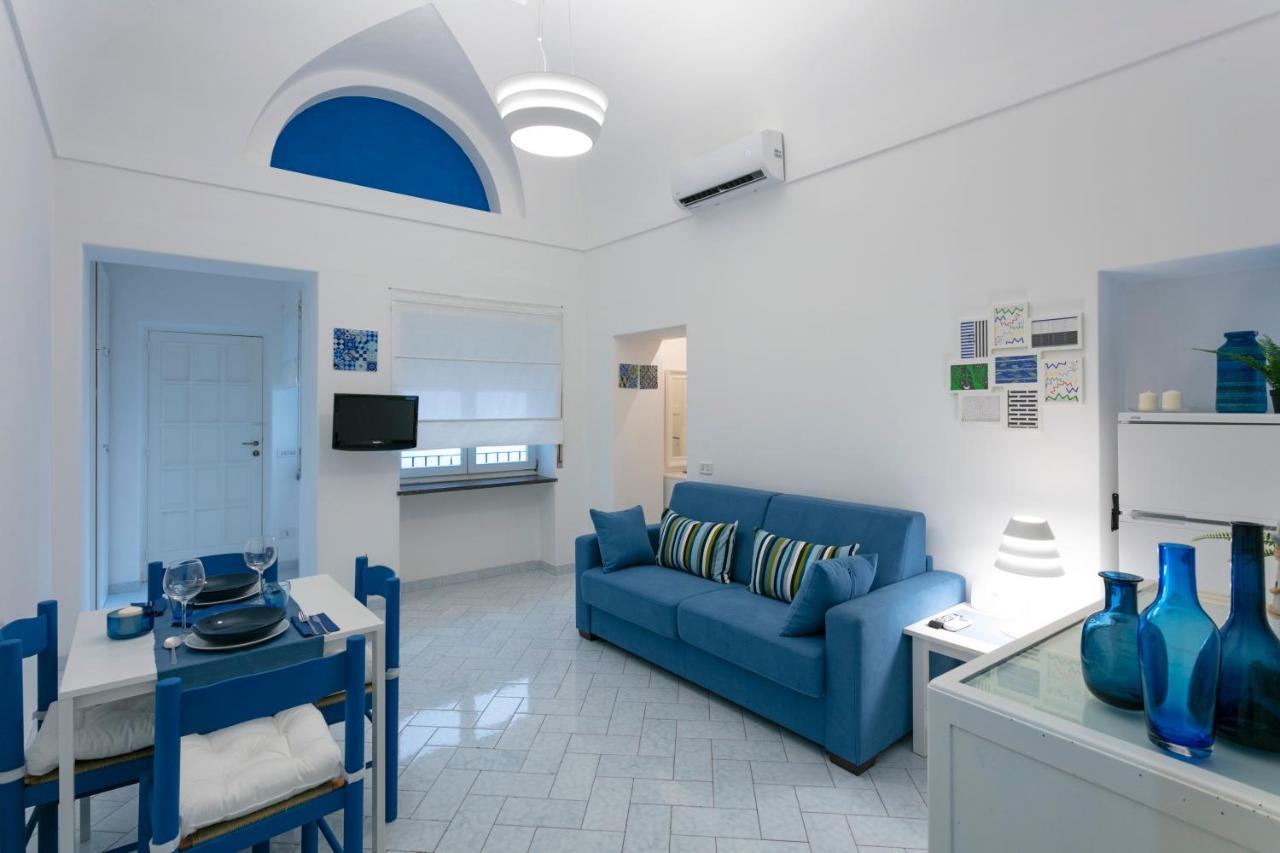 Blue In Piazzetta