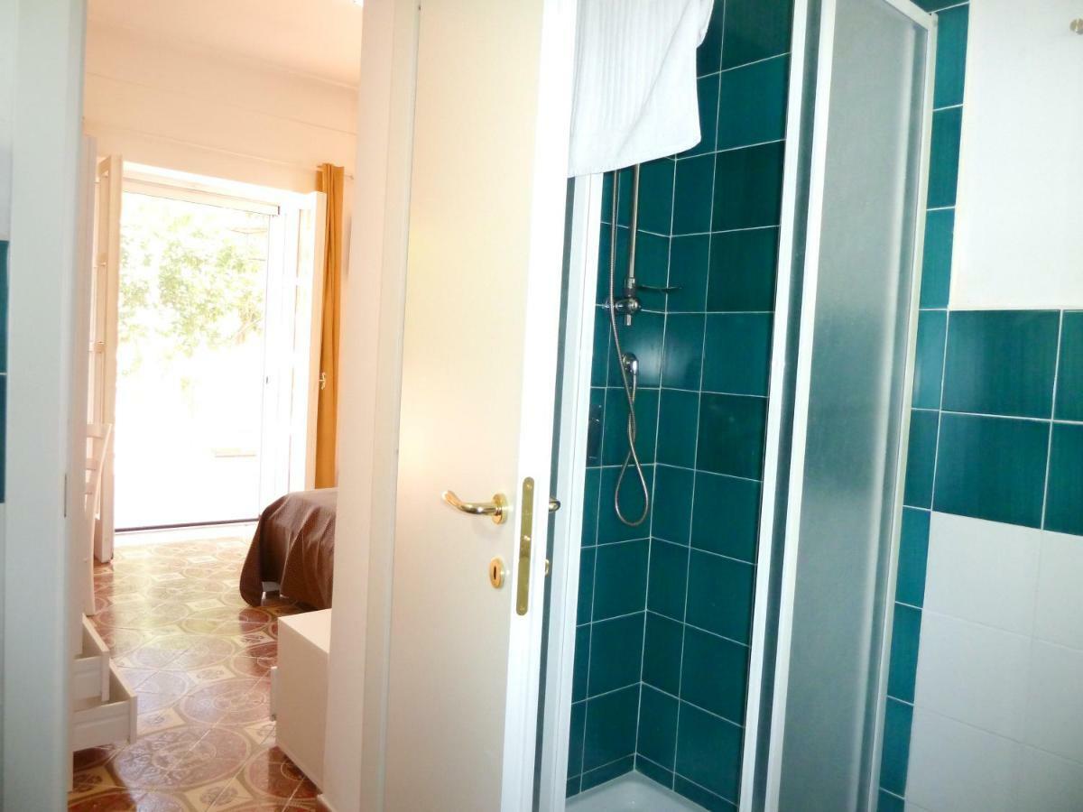 Don Raffae Guest house *