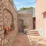Casa Di Charme Panoramica A Capri Sulla Spiaggia.