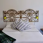Central Two Bedrooms Capri Style