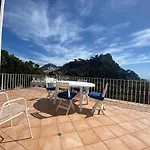 Regina Di Capri - Suite Vista Faraglioni