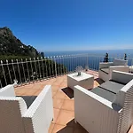 Regina Di Capri - Suite Vista Faraglioni