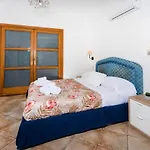 Casa Vacanza La Scogliera
