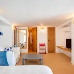 Villa Cisterna Capri, Private Beach Front Property With Pool