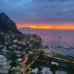 Luxury Flat In Capri
