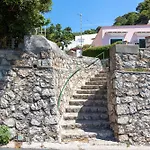 Lilium Luxury Home Capri