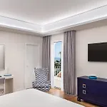 Pazziella Garden&Suites