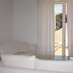 Capri Apartments