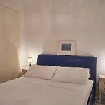Abate Luxury Apartment By Caprirooms