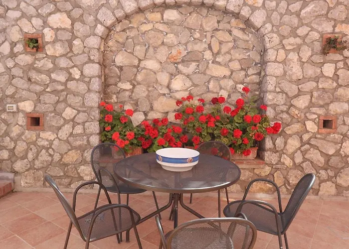 Casa Di Charme Panoramica A Capri Sulla Spiaggia.