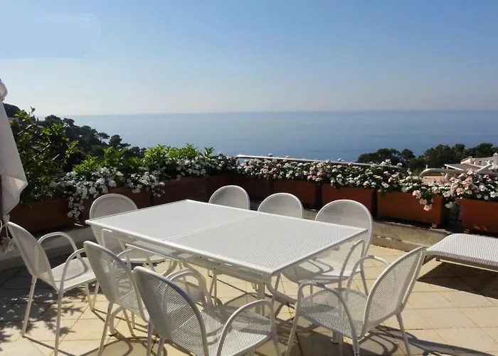 Regina Di Capri - Suite Camerelle -