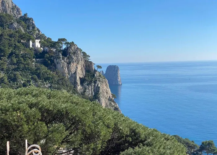 Regina Di Capri - Suite Vista Faraglioni
