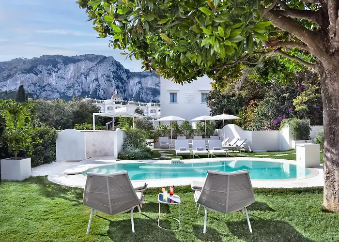 Pazziella Garden & Suites