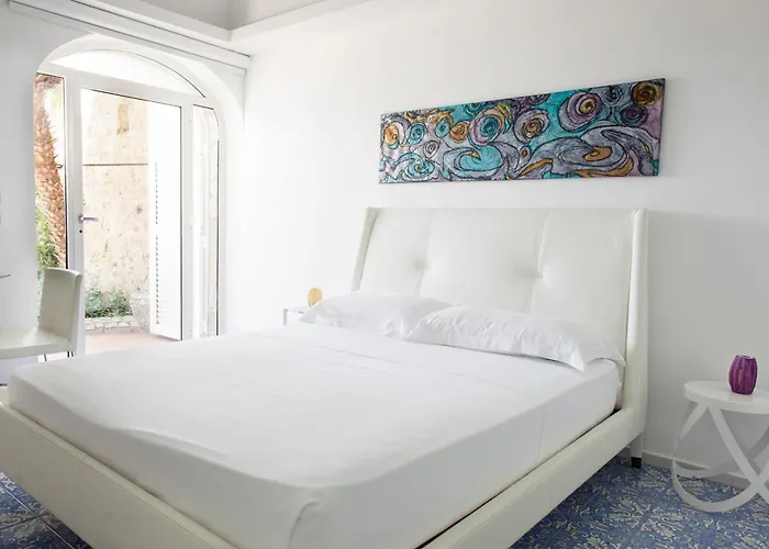 Lhp Suite Executive Cottage Capri