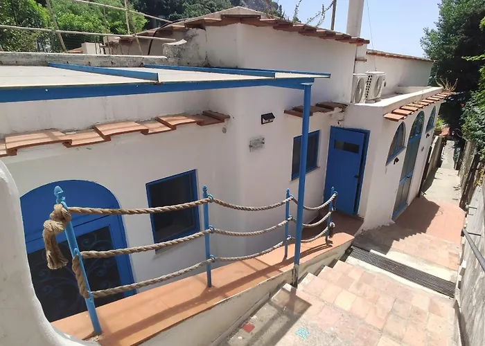 Mide Capri House