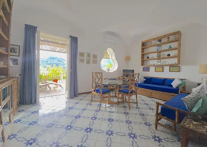 Capri Vintage House