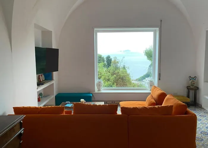 Heartbreaking Sea View House In Capri - Italy