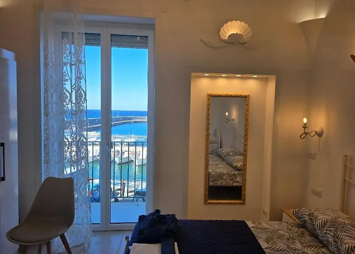Capri Aquarium Family - Vacation Home