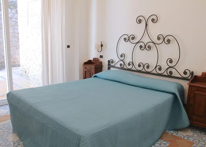Capri Apartments