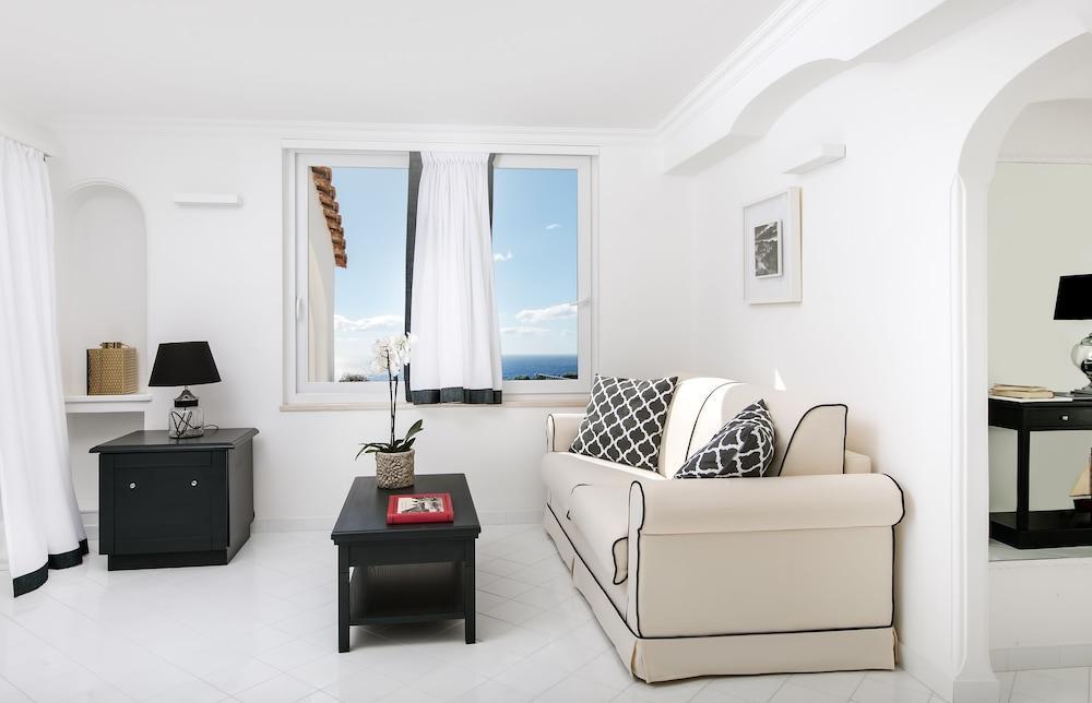 Mamela Hotel Capri