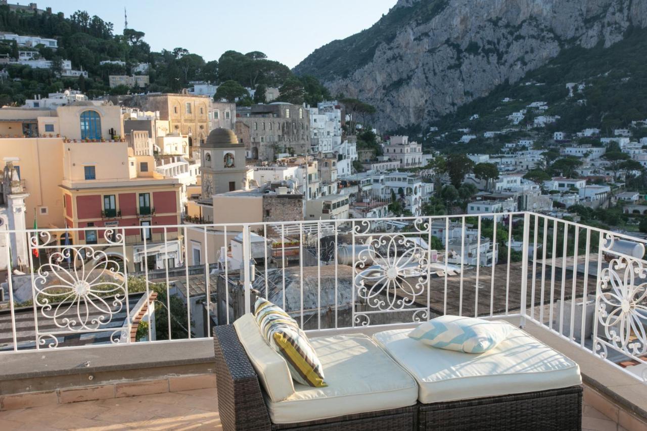 Rooftop Luxury By Caprirooms