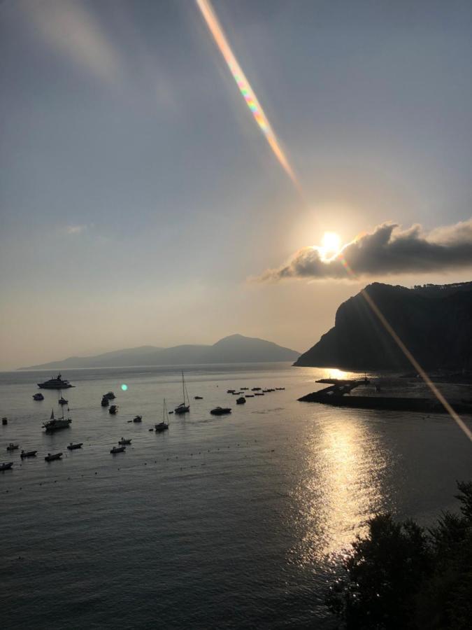 Appartamento La Baia Di Napoli Capri