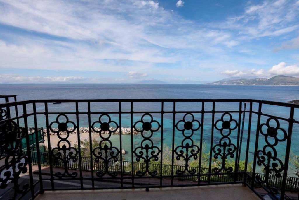 Casa Di Charme Panoramica A Sulla Spiaggia.