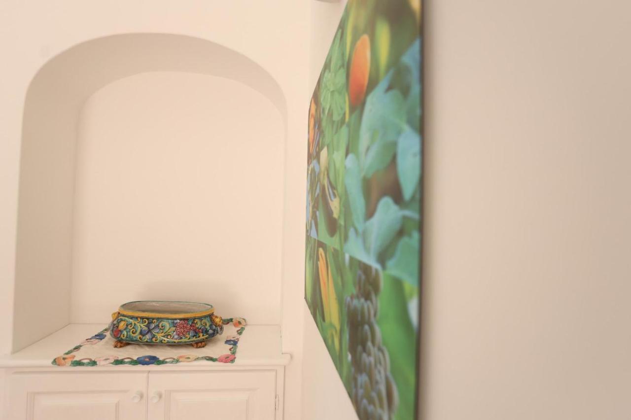 Apartment Casa Di Charme Panoramica A Sulla Spiaggia. Capri